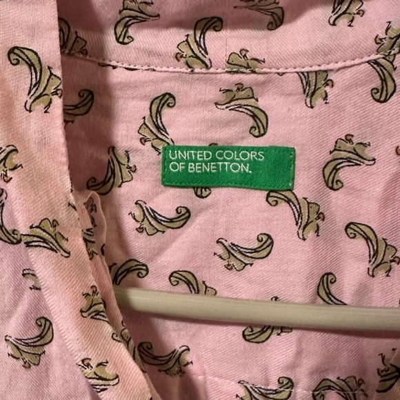 United Colors of Benetton Size Medium Pink Long Sleeve Top Blouse - Picture 3 of 7